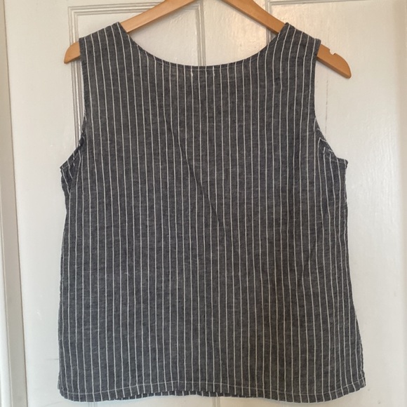 Linen Blend Tank - Picture 4 of 5